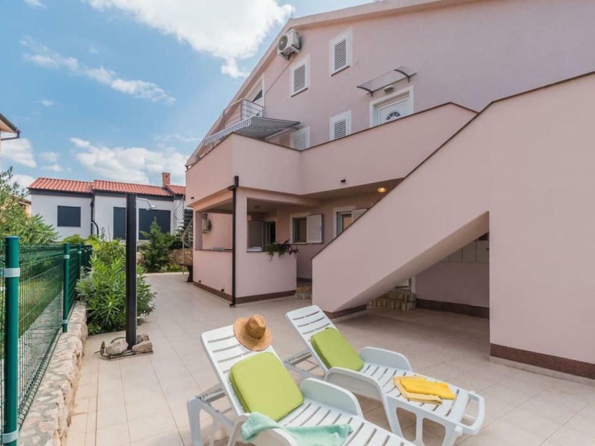 Apartment F-3 Klimno Exterior photo